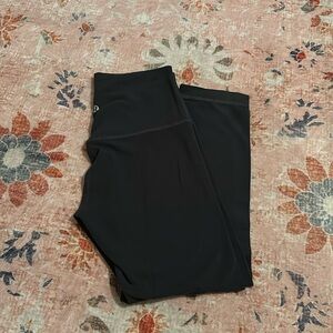 gray lululemon leggings